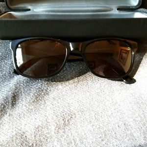 Obsidian sunglasses